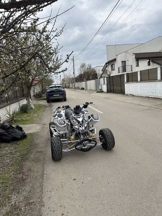 Vand polarid 500 facut de strada