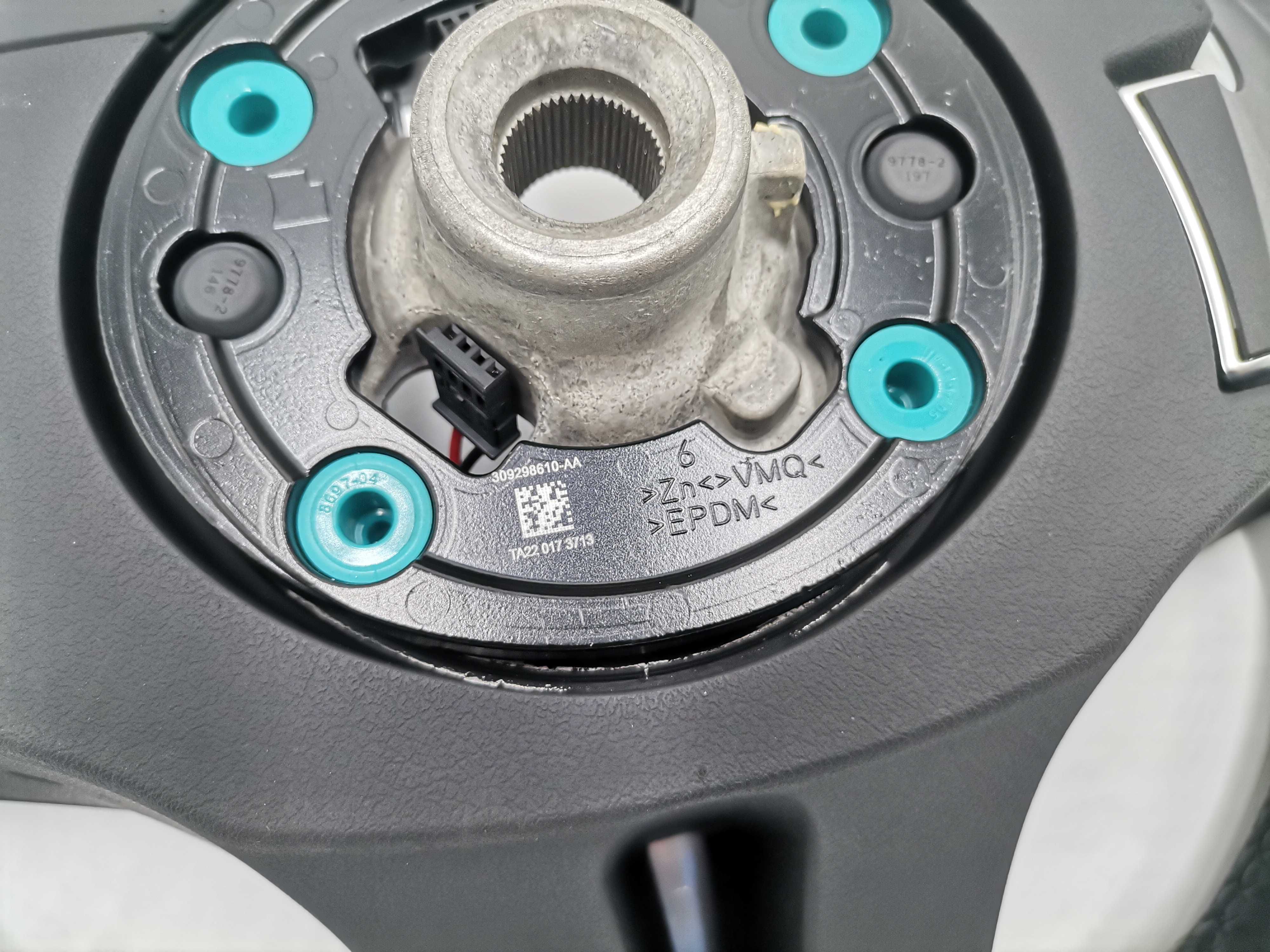 Нов M Sport волан G06 BMW G30 G31 G05 G06 G15 G01 X5 G11 Вибрация Пера