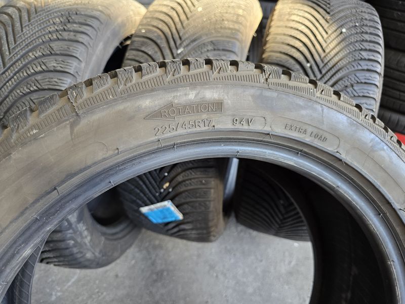 225/45/17 MICHELIN 4бр