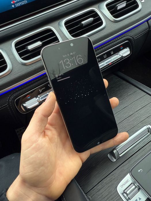 Iphone 16 Pro Max - 256 GB - Silver - Ca nou cu garantie inca 12 luni