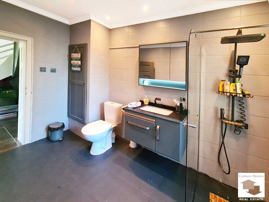 Продава се Къща в с. Стефан Стамболово, Област Велико Търново - 190 кв.м за 1448 €/кв.м - Снимка #16