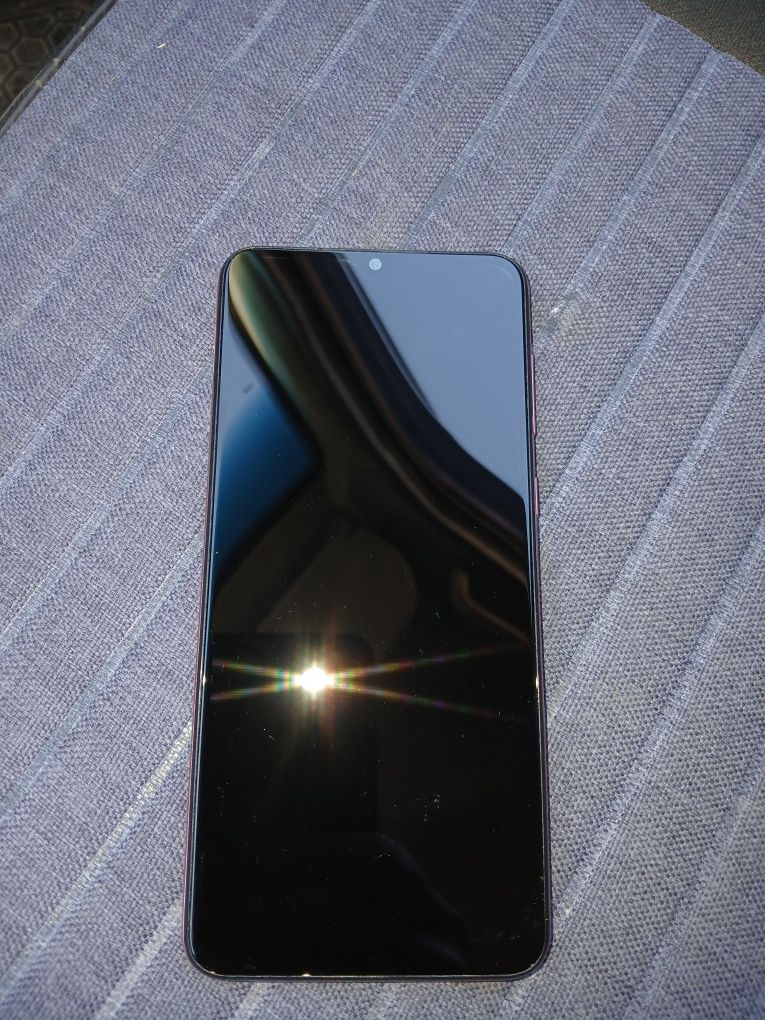 Samsung A 04 sotiladi