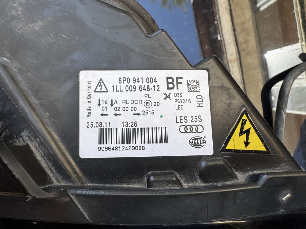 Фарове биксенон фейслифт Audi A3 8p bixenon xenon