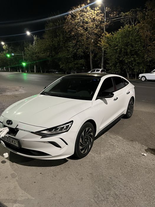 Hunday lafesta ev elektro mabil 2021