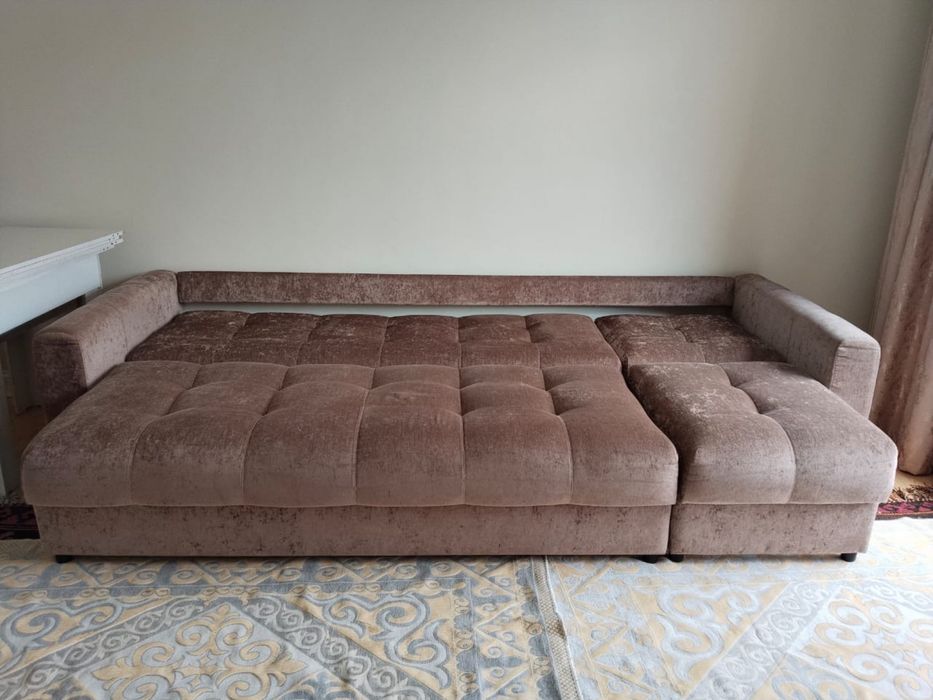 Продам диван коричневый