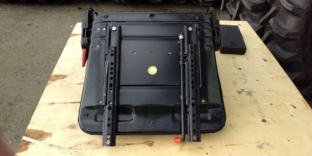 scaun BV55 pentru tractor sau stivuitor sau alte utilaje 3XYT