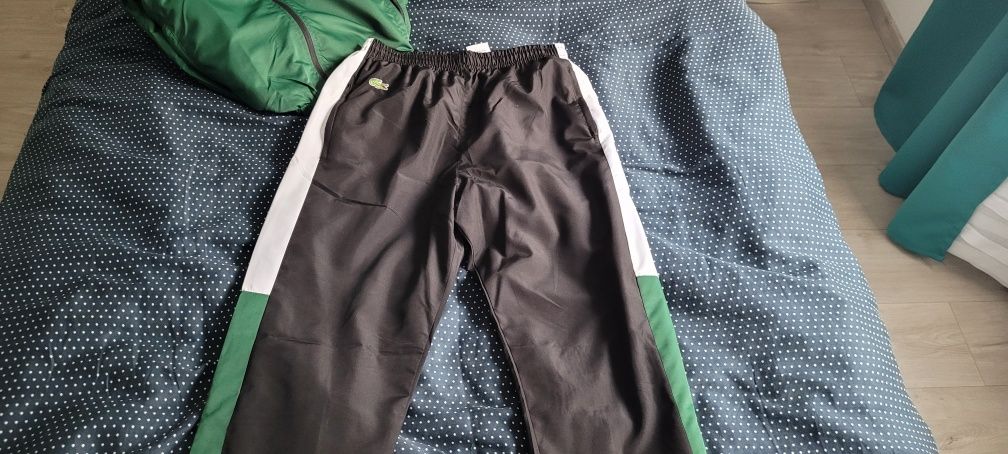 Pantaloni de trening lacoste