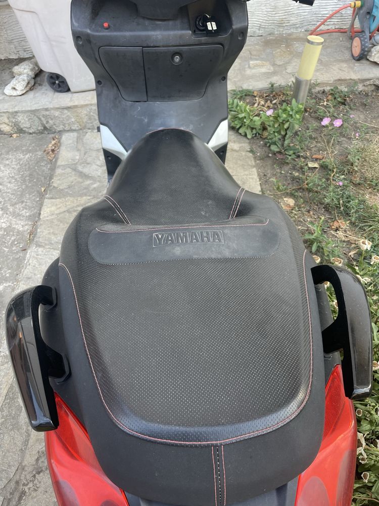 YAMAHA XMAX250 Black max