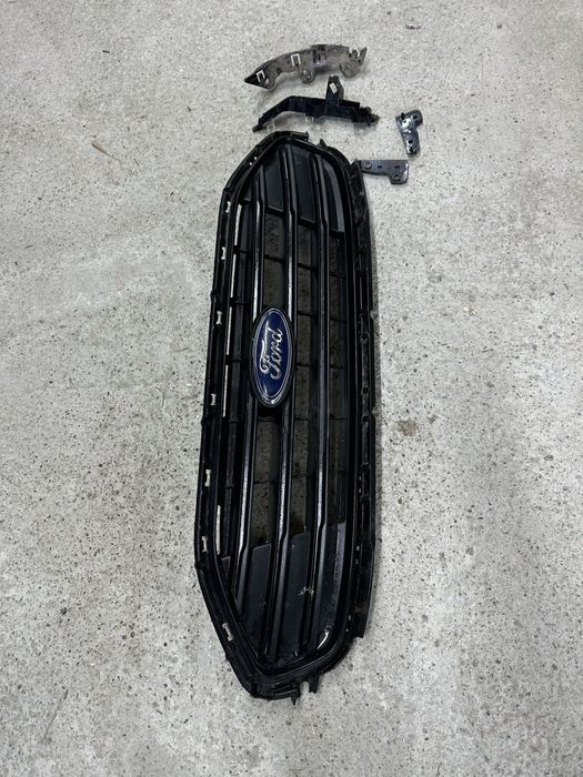 Grilă radiator ford transit connect.cod:kt1b-8150-a.