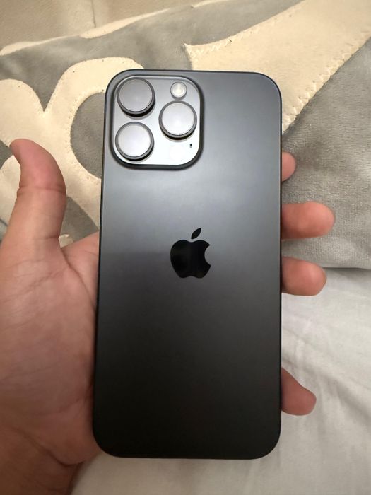 Айфон 16 про макс сатылады срочно!! в идеальном состоянии!!