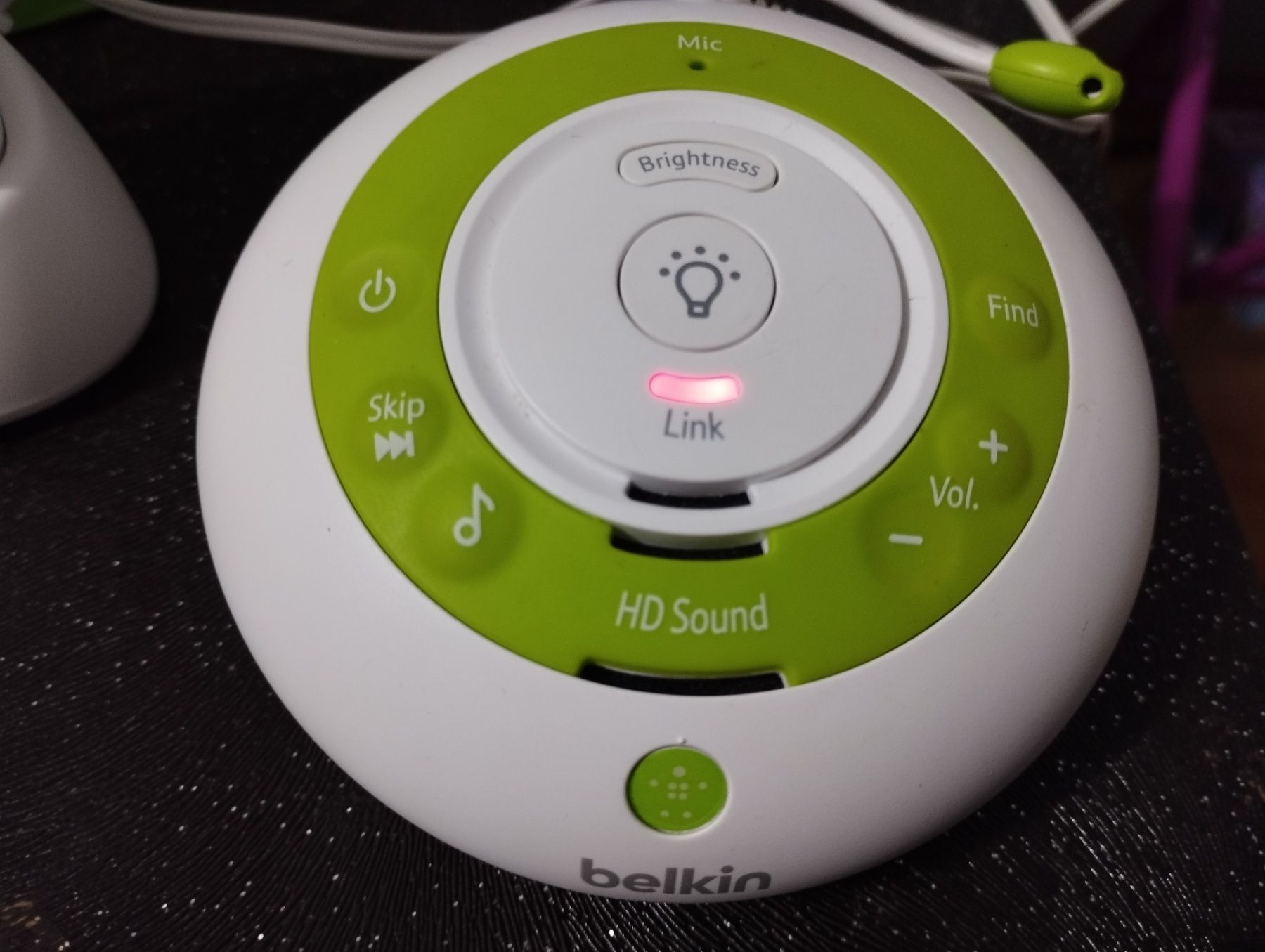 Belkin baby 250 бебе фон