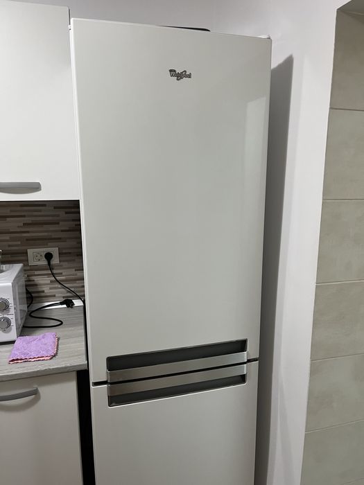 Combina frigorifica Whirlpool
