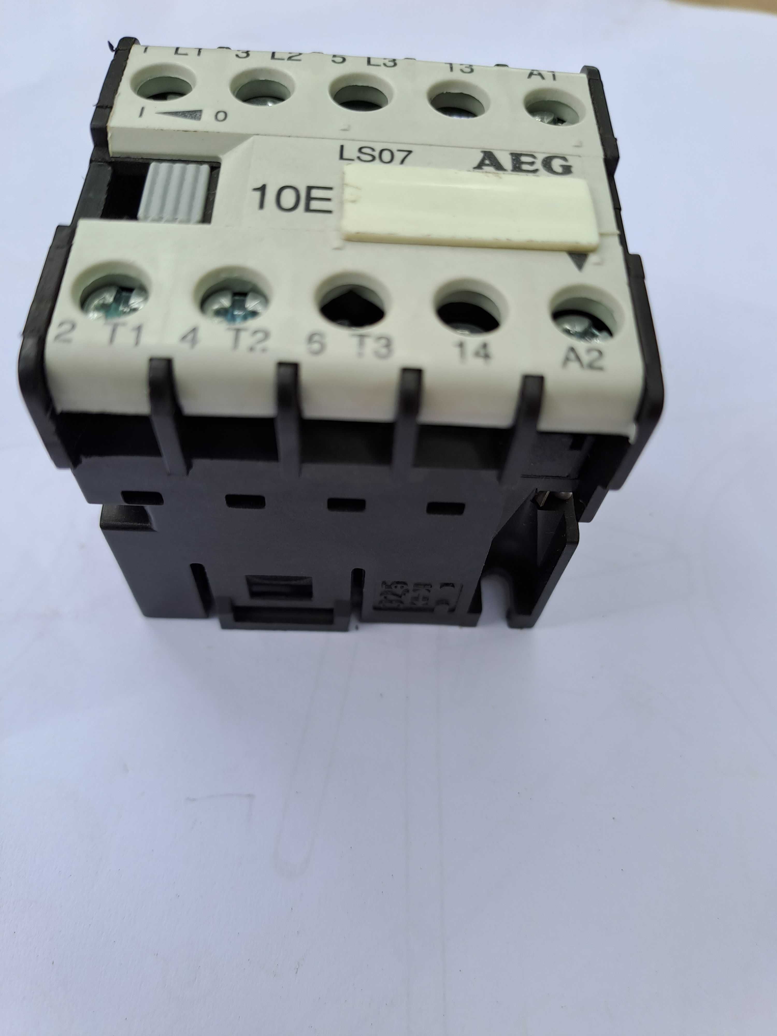 Contactor AEG LS 07 - 10E cu bobina la 24 V.