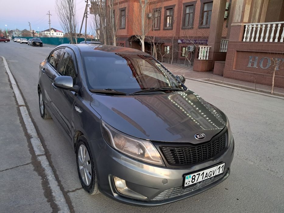 Kia Rio 2014г  1.6 бензин