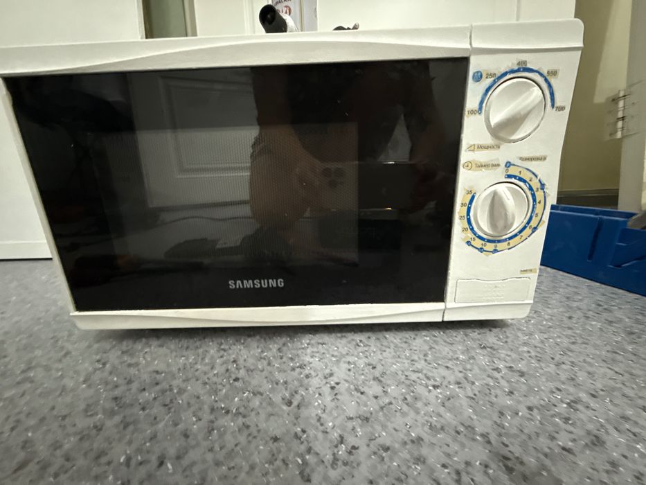 Микроволновка Samsung