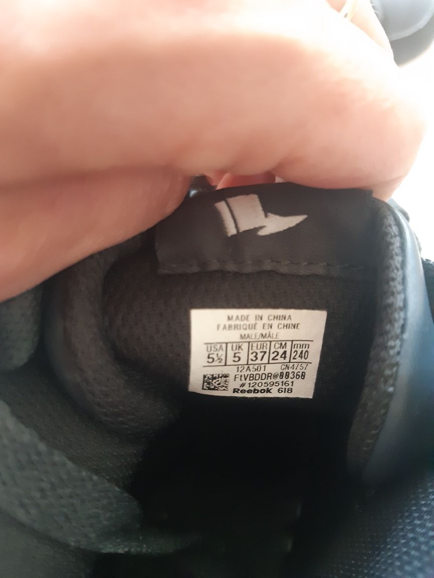 Ghete Reebok măr.37