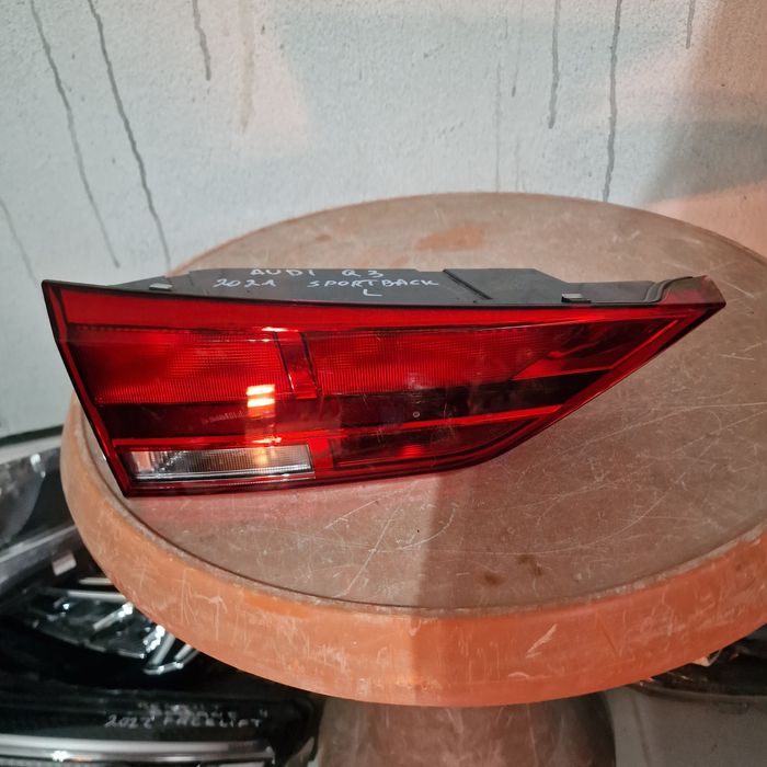 Audi Q3  2021 Sportback ляв вътрешен стоп