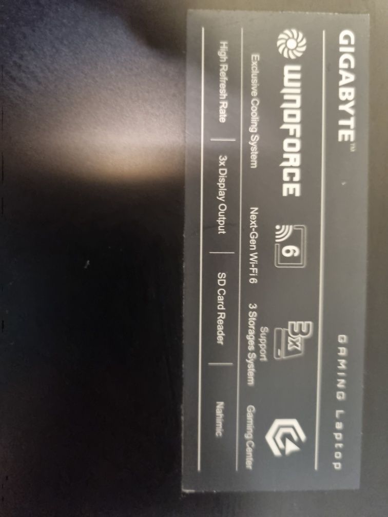 Геймърски лаптоп Gigabyte G5 - Rtx 3060, 240hz дисплей