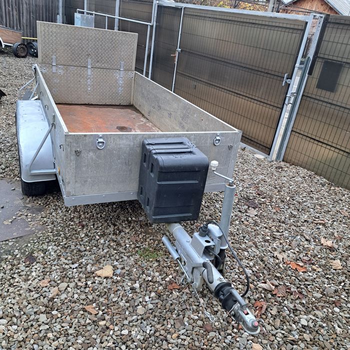 Remorca utilaje masa maxima 2.Tone greutate  450 kg obloane aluminiu