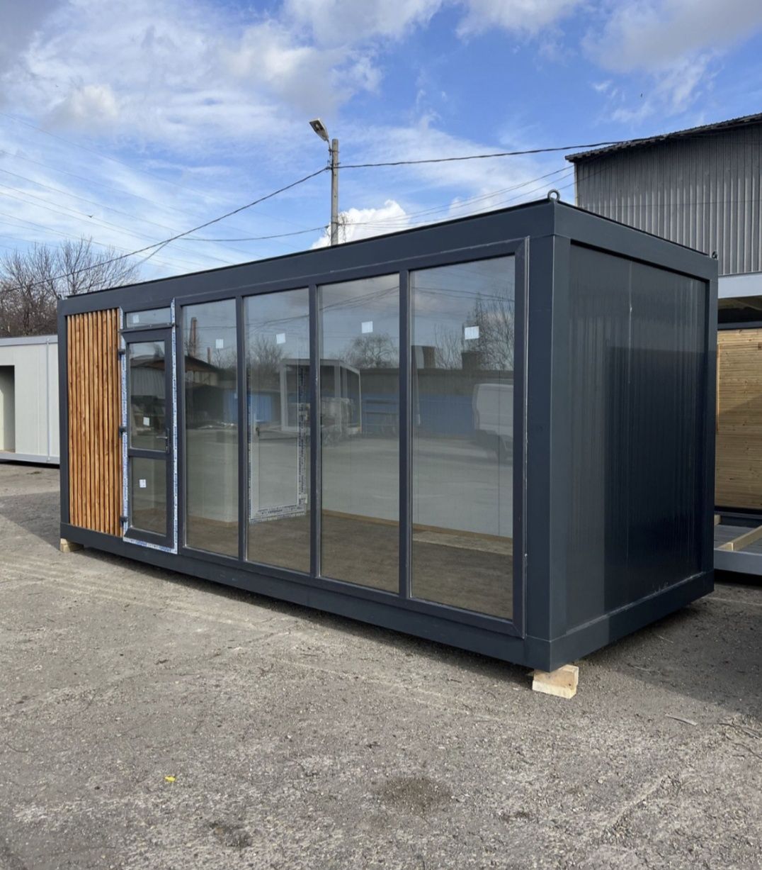 Vând containar modular