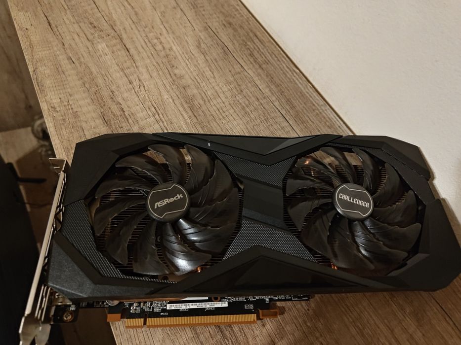 Placa video ASRock Radeon RX 6600 Challenger D 8GB GDDR6 1‎28-bit