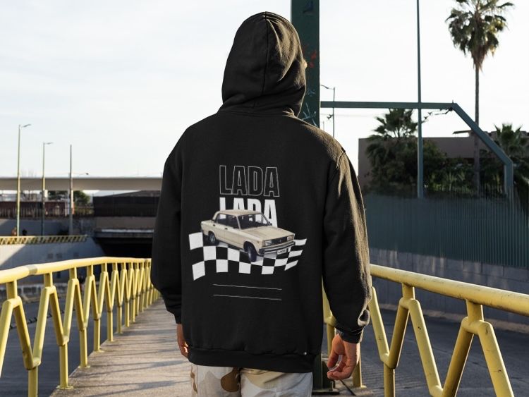 Персонализирани тениски с колата ти!