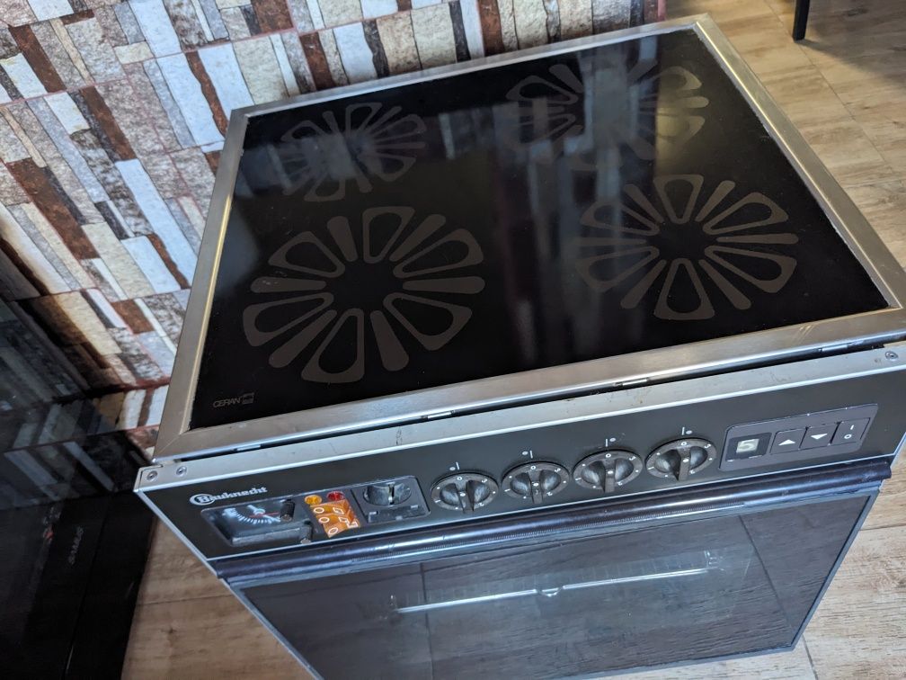 Cuptor cu plita electrica bauknecht