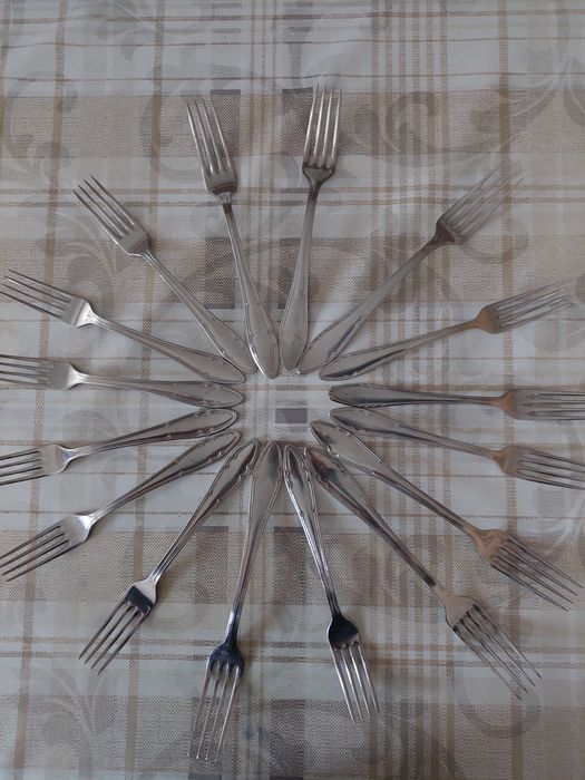 Вилица алпака за сервиране