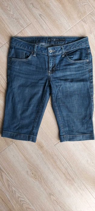 Blugi scurti dama Only, marimea 29, pret 20 lei