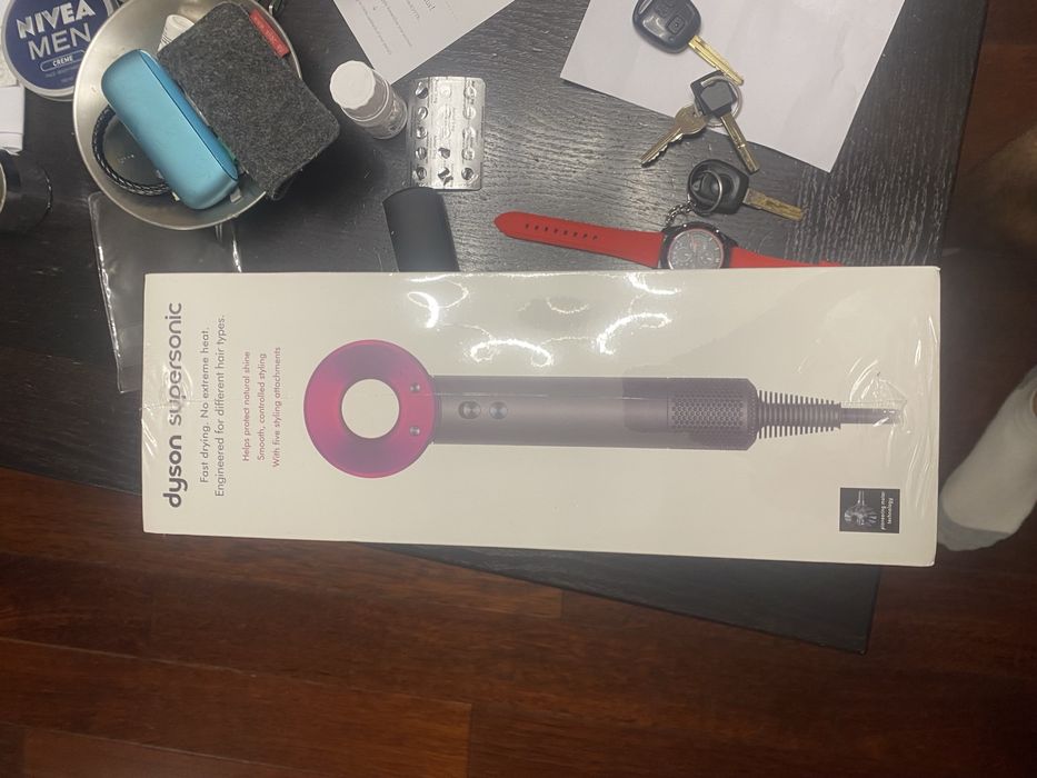 Продавам Оригинален!! Dyson Сешоар