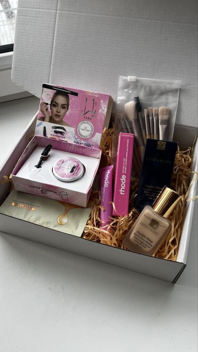 Женские подарки  боксы