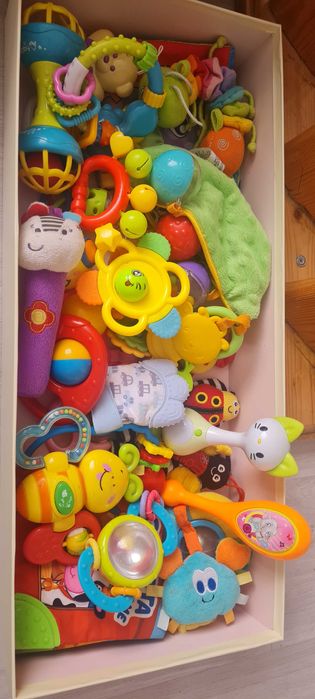 Продаются игрушки грызунки для малыша до годика