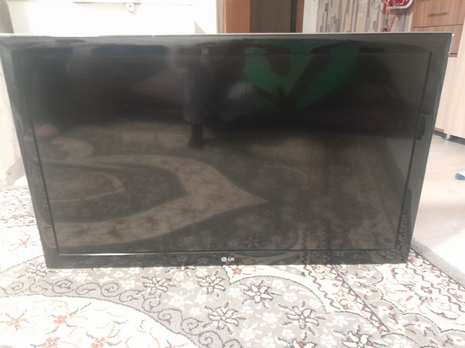Продам телевизор