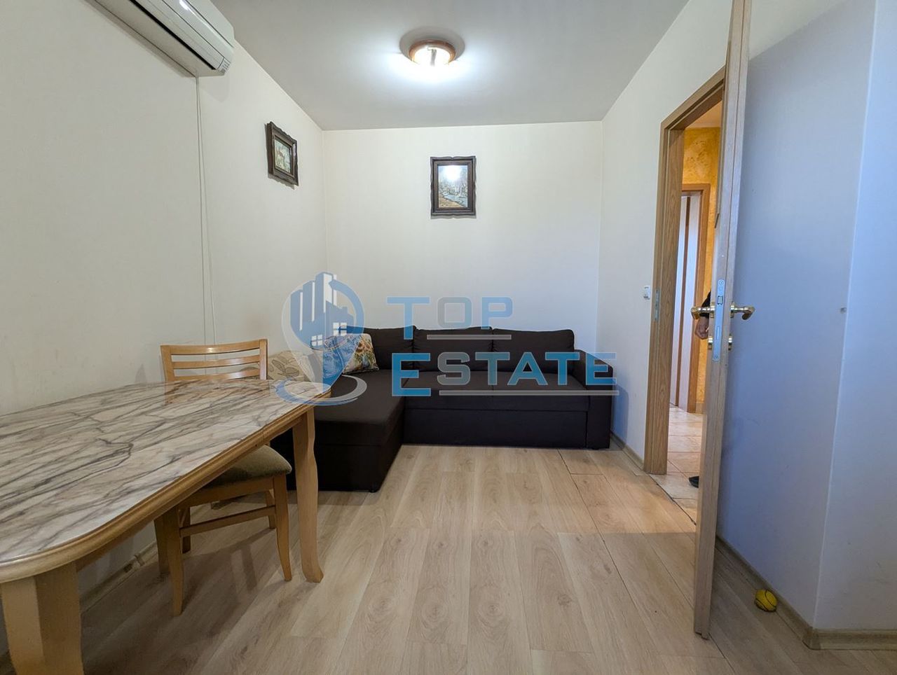 Продава се Двустаен апартамент в Лясковец - 77 кв.м за 1072 €/кв.м - Снимка #4
