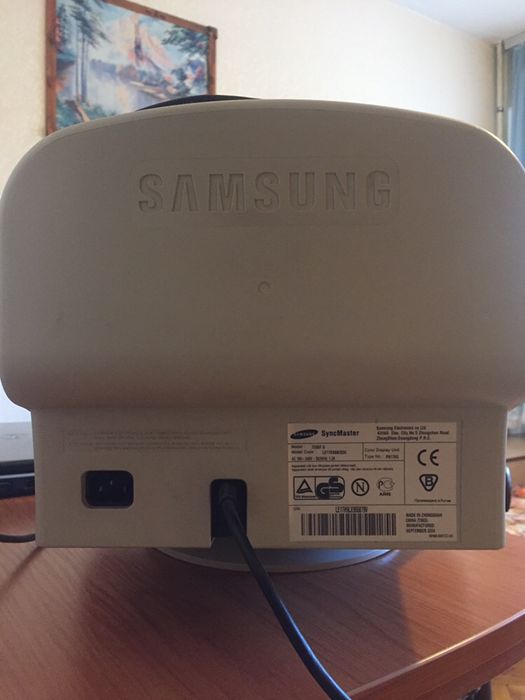 Монитор samsung