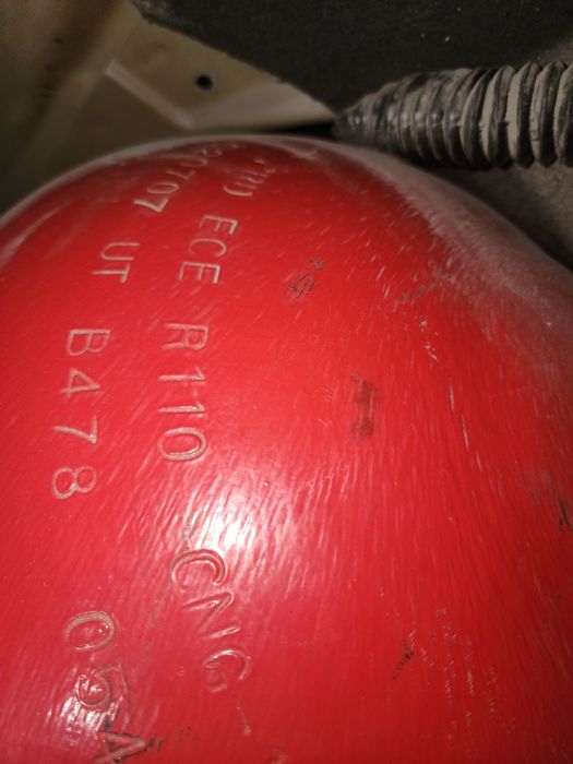 Продам оборудование метан 4 поколение 100л