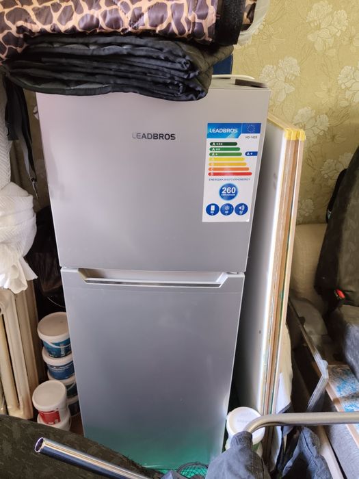 Продам новый холодильник