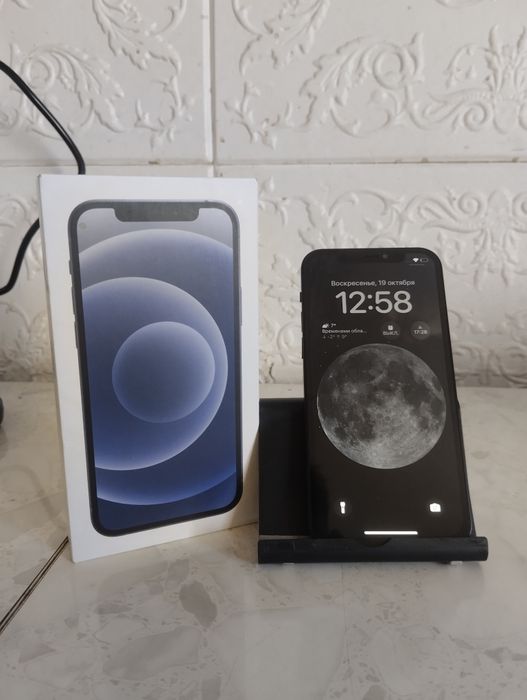 iPhone 12 — 128 ГБ, чёрный цвет