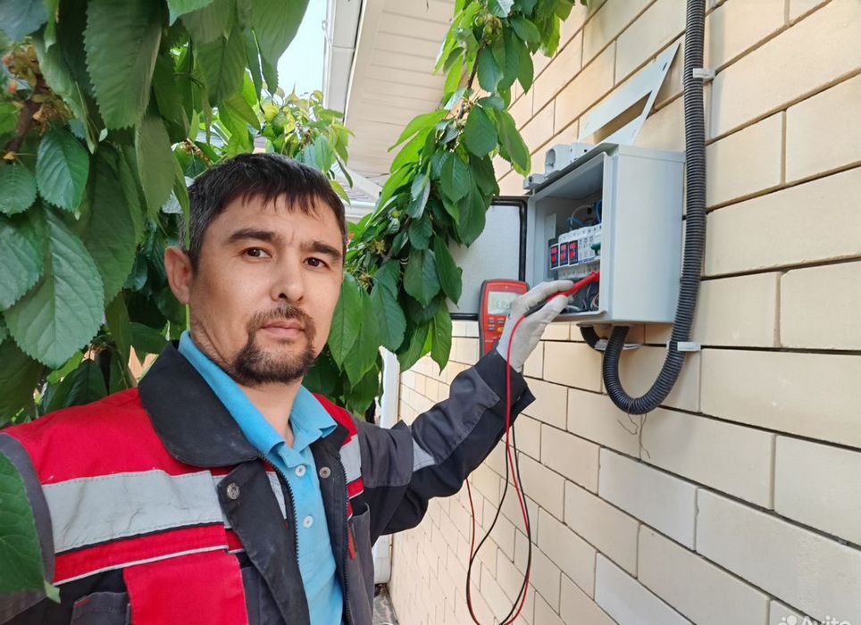 Услуги опытного электрика Электрик круглосуточно электромонтаж