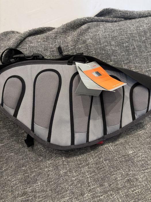 Чанта за кръста АУДИ