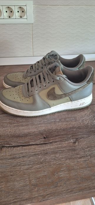 Vând Nike force 1