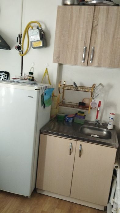 Jihozlari bilan sotiladi. Remont qilingan.