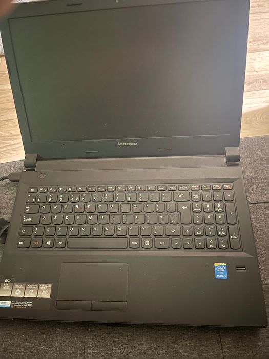 Laptop Lenovo pentru piese