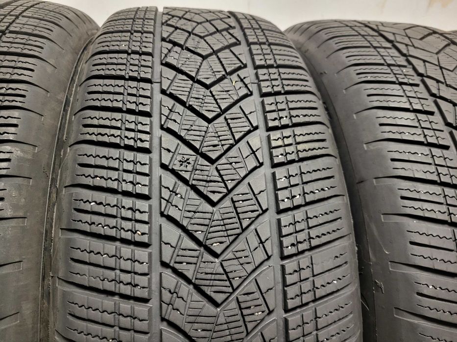 235/60/20 Goodyear DOT3622 / зимни гуми джип SUV