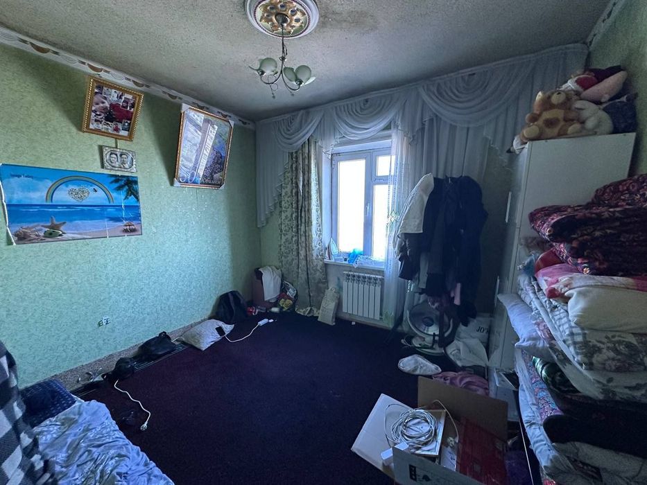 Продается квартира 
Срочно продаётся квартира 
4 комнатная/9 этаж
9 эт