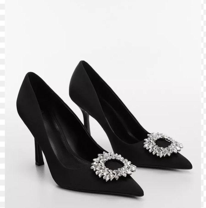 Zara обувь отличная састаенада