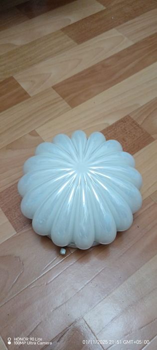 Продам светильники