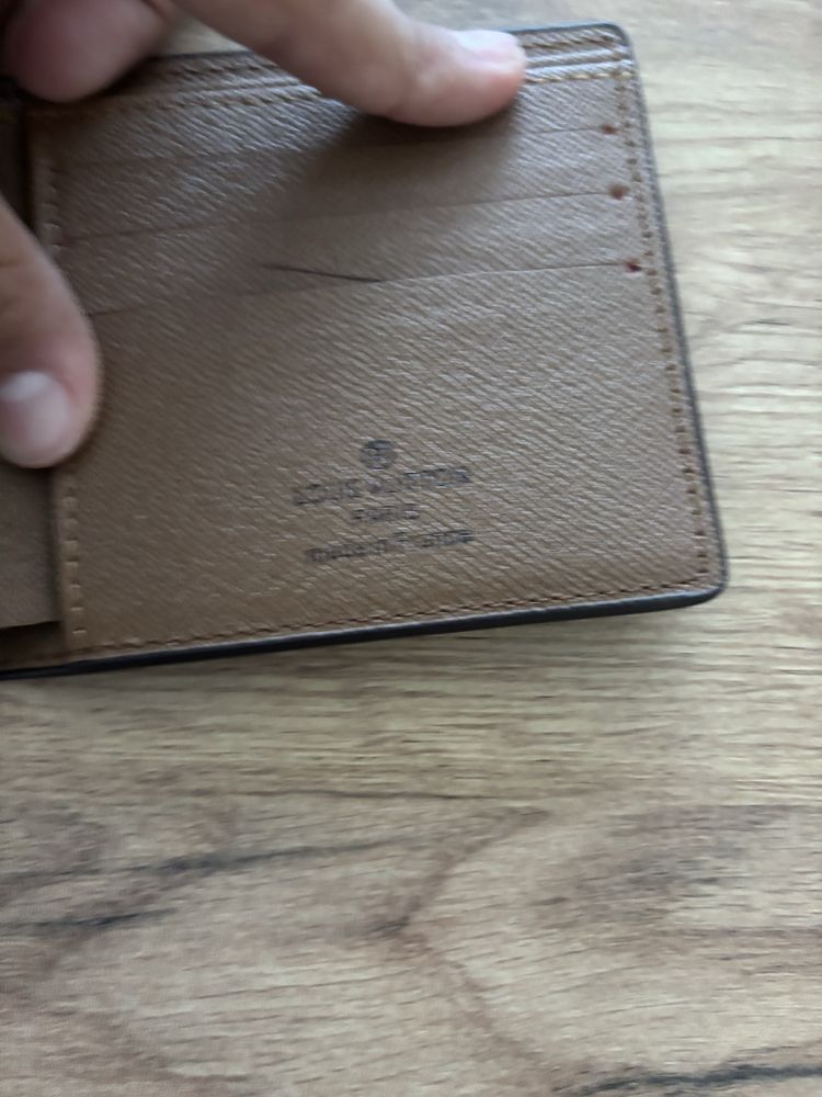 Louis Vuitton портомоне