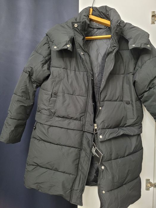 Продам зимний пуховик