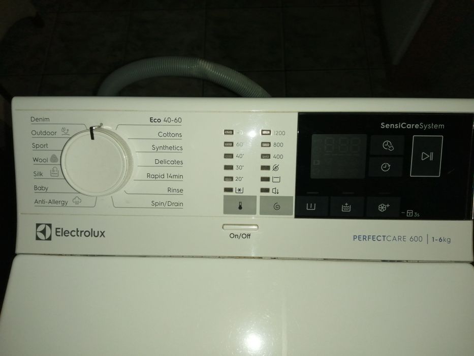 Masina de spalat Electrolux verticala 6kg